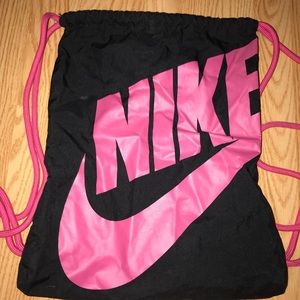 nike drawstring bag